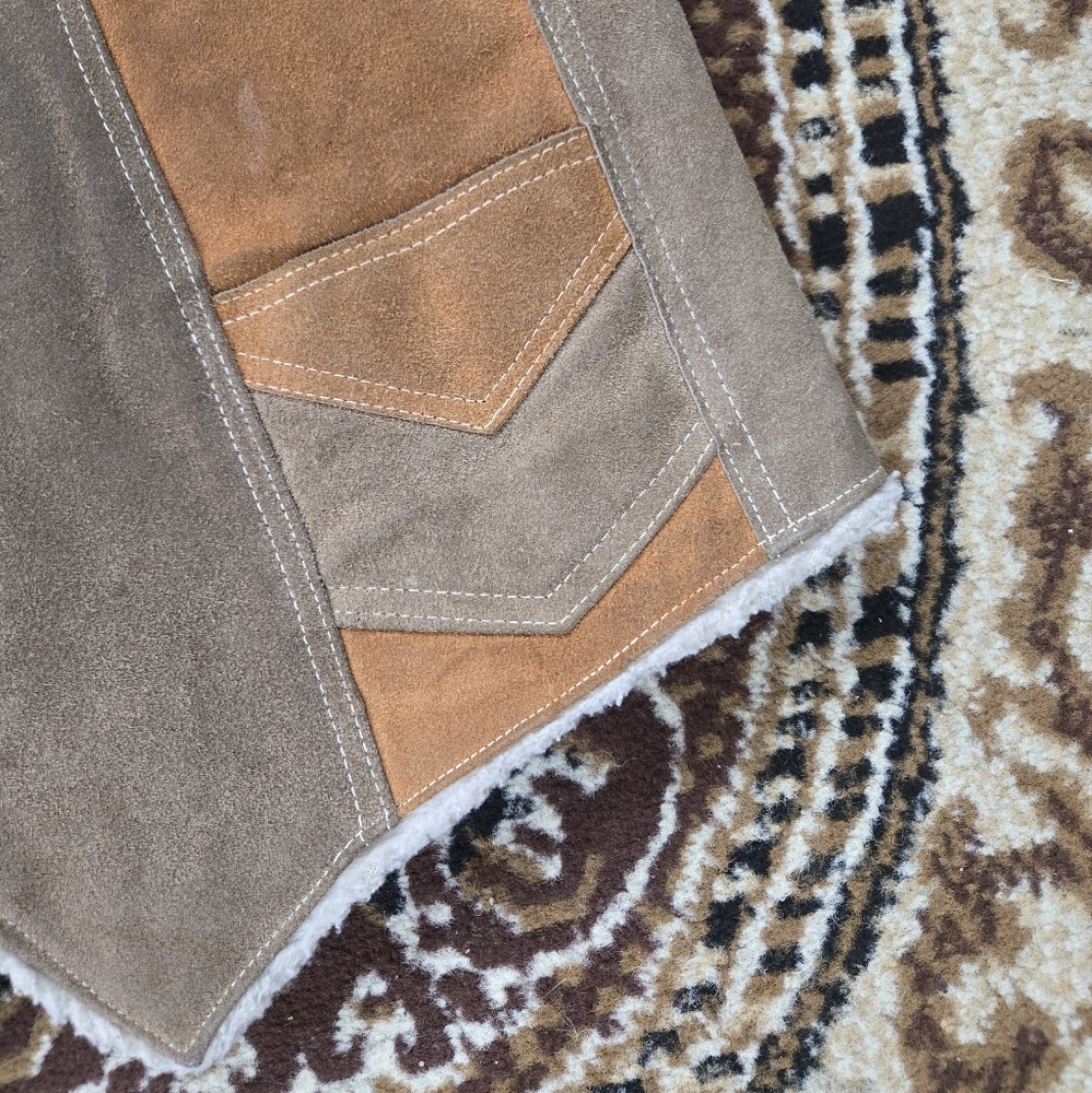Vintage Western Leather Suede Vest 70s Faux Shearling 1970s Patchwork Distressed - Picture 3 of 16
